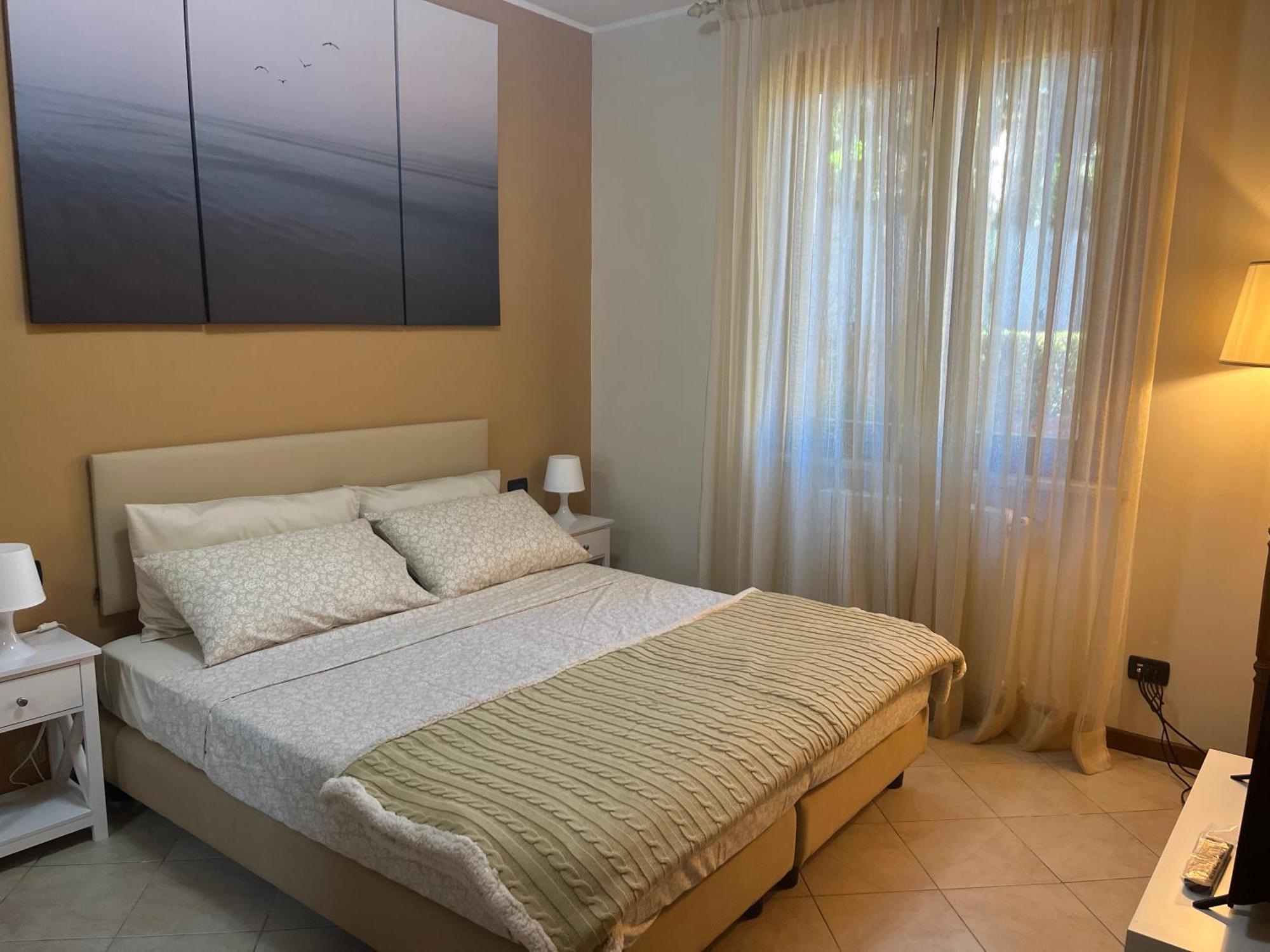 Feli Holiday Home - Panoramic Pool Lake View In Gardone Riviera Bagian luar foto